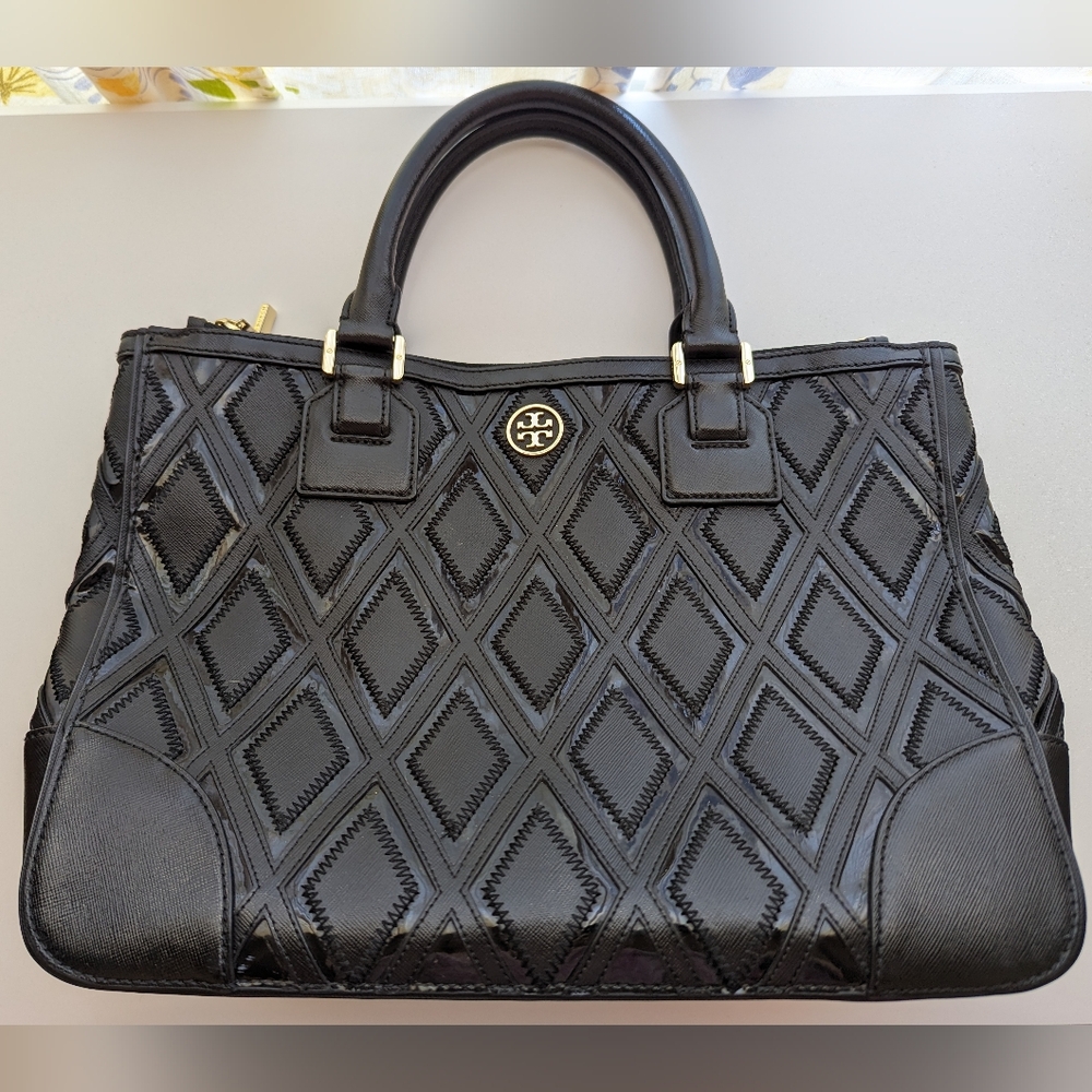 Tory Burch Robinson Saffiano Tote Bag Black Diamond Pattern